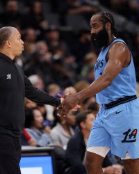 开云官网-泰伦·卢：我们会想念哈登在场上的表现 以及他的个性