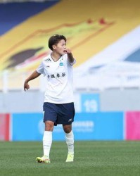 开云App-三年前王霜成亚洲小姐 如今依旧是女足“大腿”